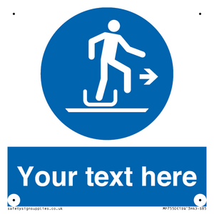 Custom Alighting from a toboggan to the right